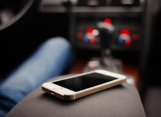 iOS and Android apps to always know where your car is